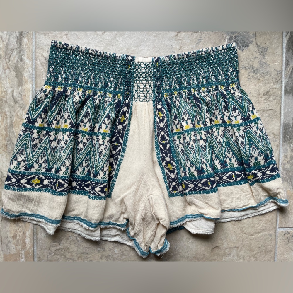 FREE PEOPLE 💙💚 Multicolor Short